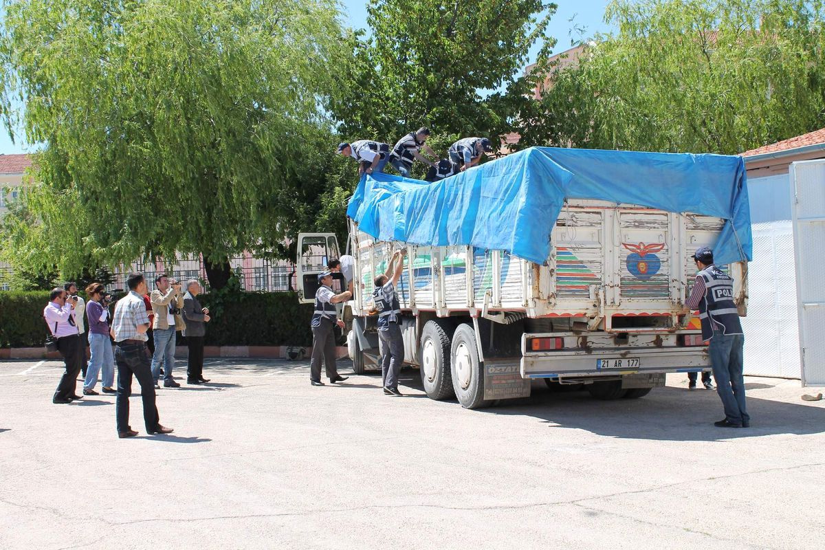 Kırşehir\'de Kaçak Sigara Operasyonu