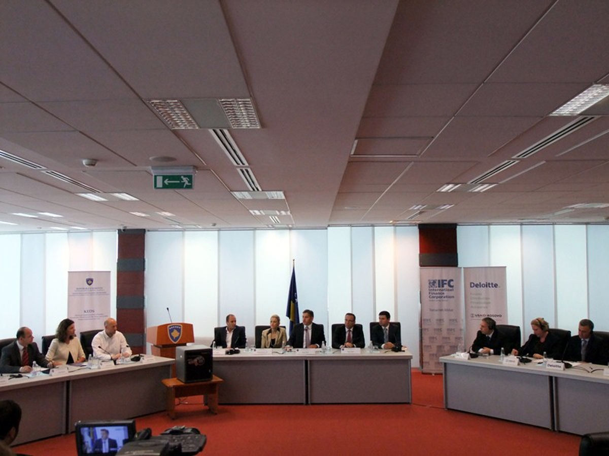 Kosova'da Elektrik Dağıtım İhalesini Limak-Çalık Ortaklığı Aldı