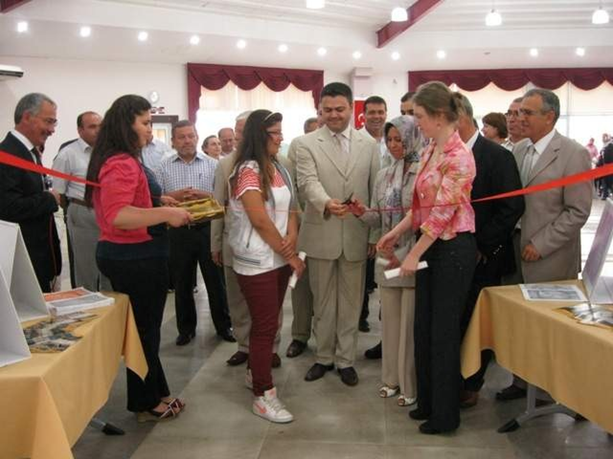 Saruhanlı Halk Eğitim Merkezi'nden Yıl Sonu Sergisi