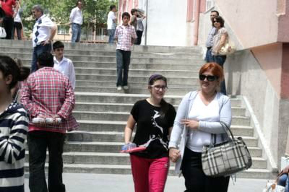 Seviye Belirleme Sınavı (Sbs) Sona Erdi
