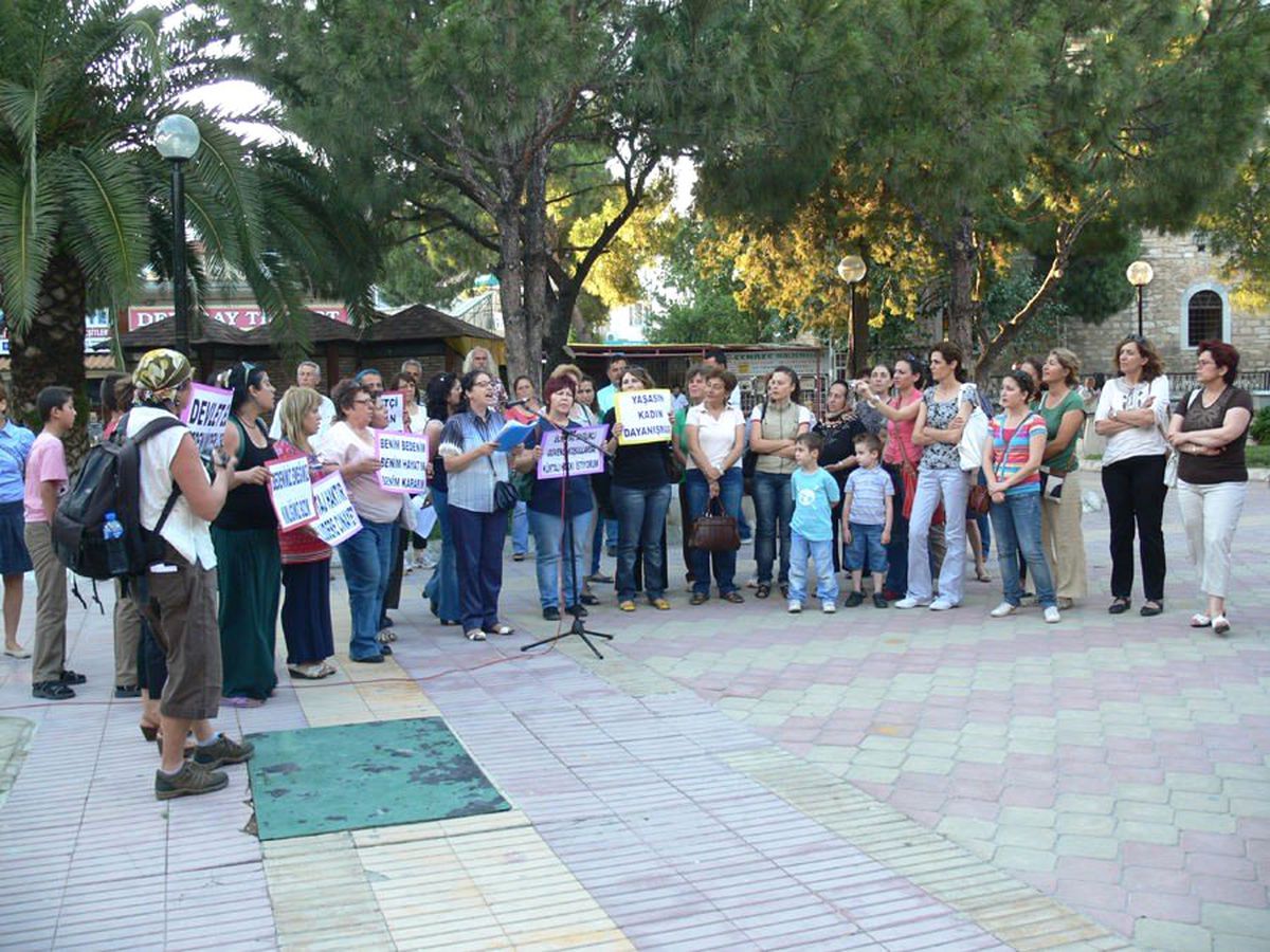 Sökeli Kadınlardan Kürtaj Tepkisi