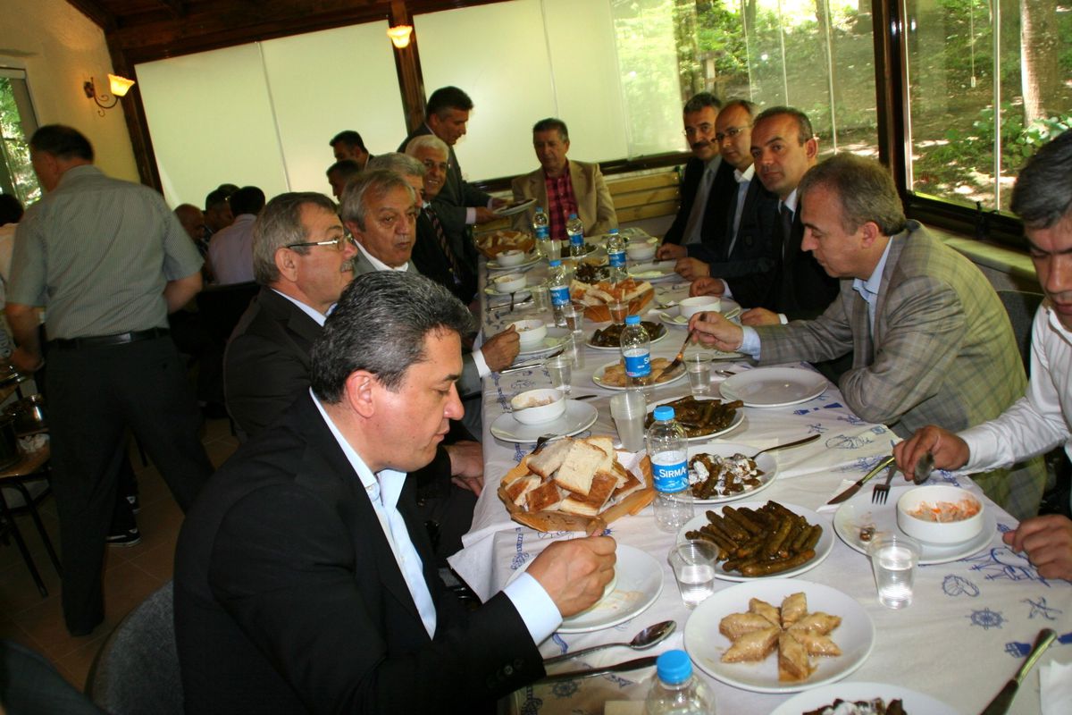 Türkiye Muhtarlar Derneği Devrek Şubesinden Mangal Şöleni