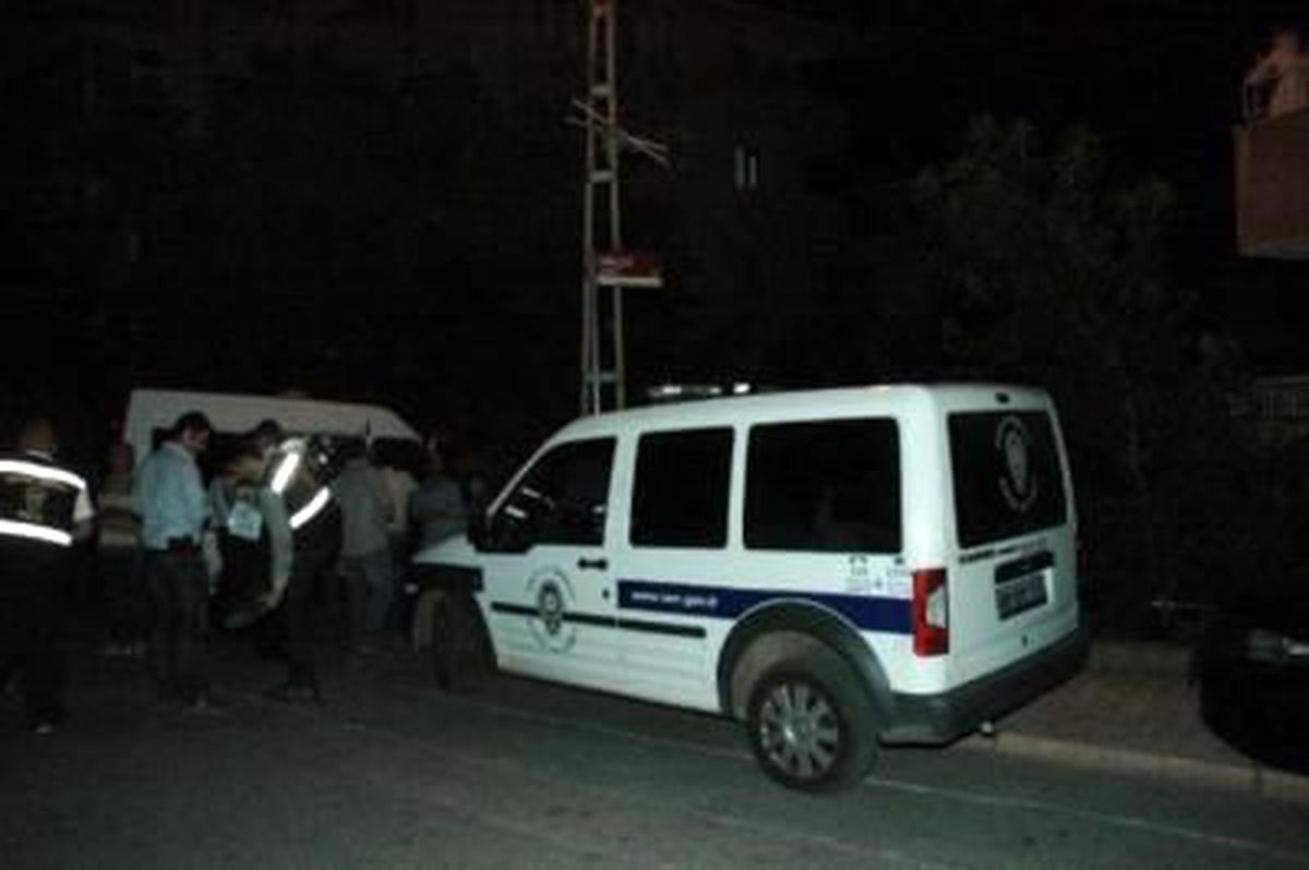 Ümraniye\'de Bombalı Gece