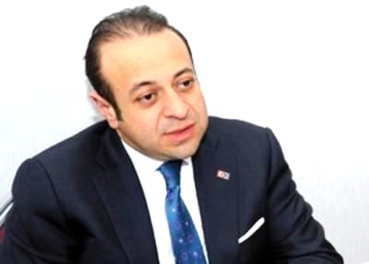 Vize Duvarlarını Buldozerlerimizle Yıkalım