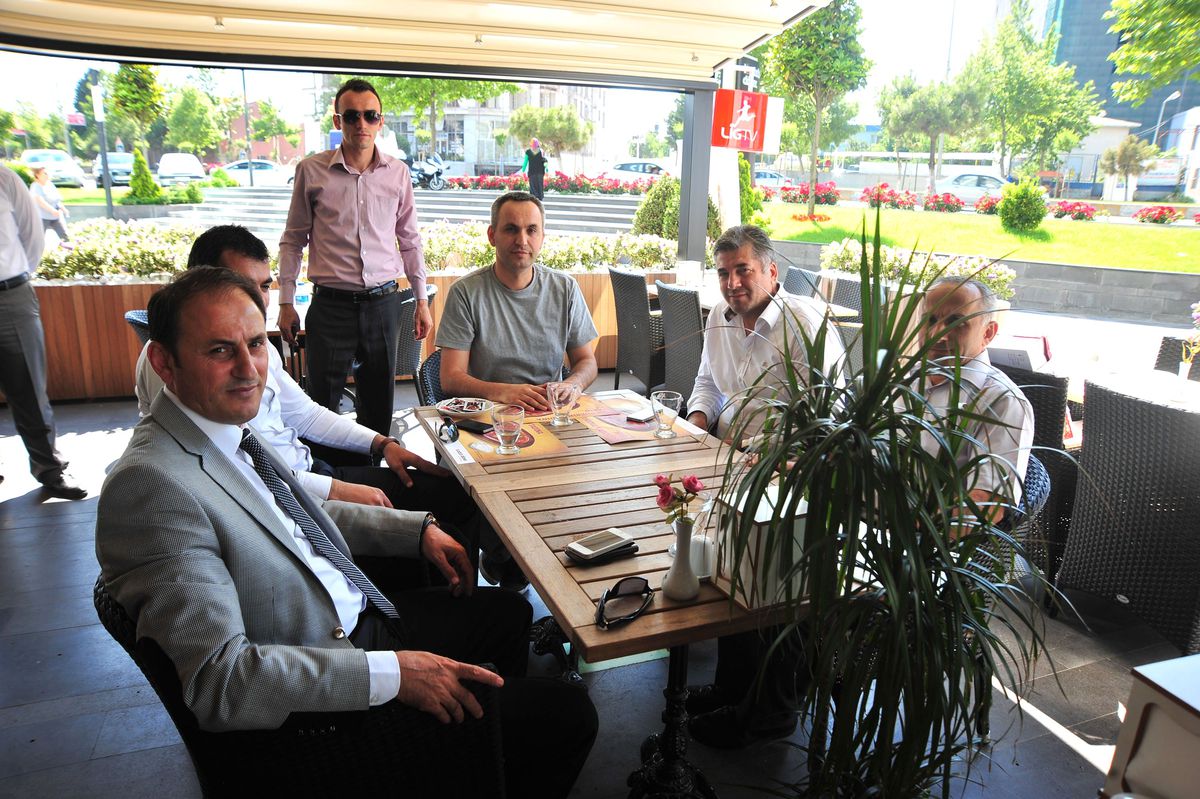 Beylikdüzü Belediyesi, İşyeri Ruhsatını İşletmecinin Ayağına Götürüyor