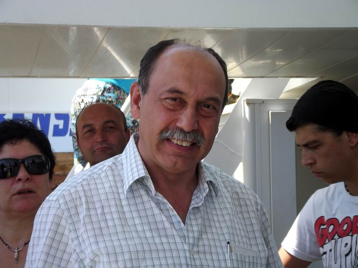 Emek Partisi Eski Genel Başkanı Levent Tüzel Ayvalık\'ta