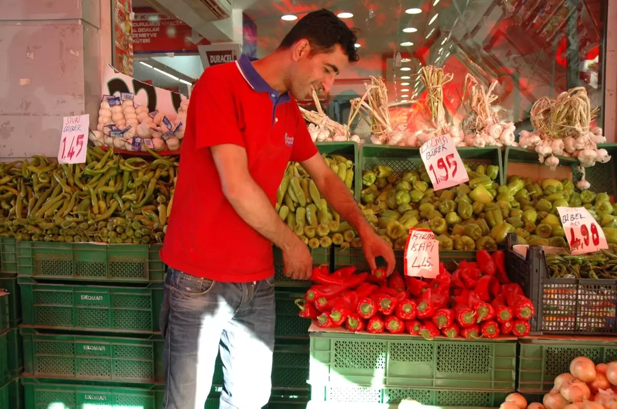 Kırmızı Biber Sofraların Vazgeçilmezi Oldu