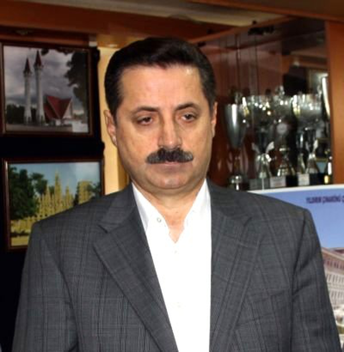 Memura Çalıştığı Kadar Maaş!