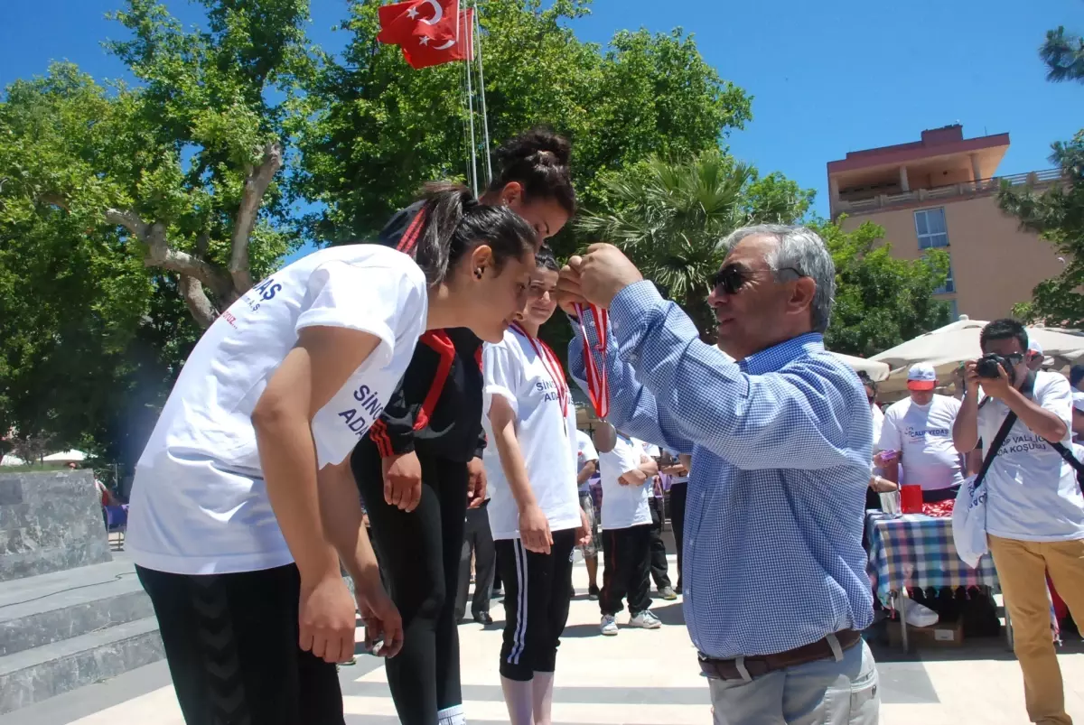 Sinoplular Ada Koşusunda Ter Döktü