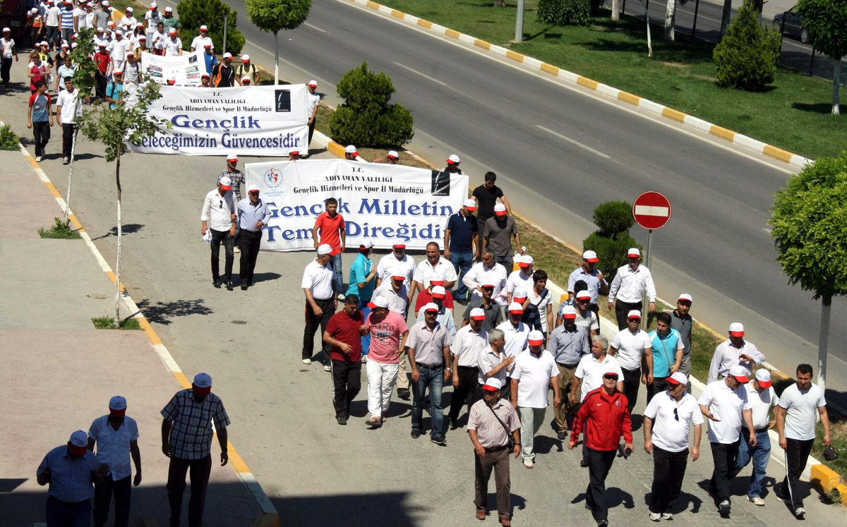 Adıyaman\'da Olimpik Gün Yürüyüşü Gerçekleştirildi