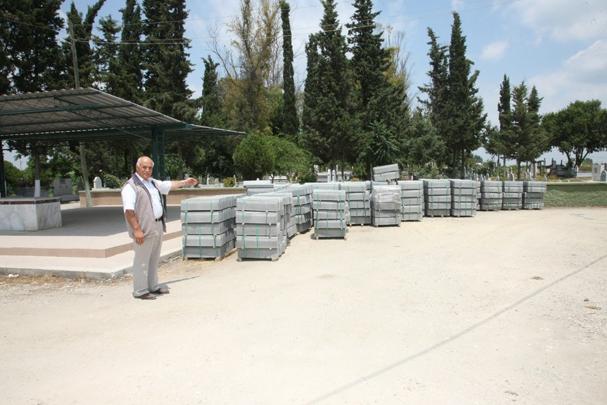 Aldırmaz\'a "Mezarlık" Teşekkürü