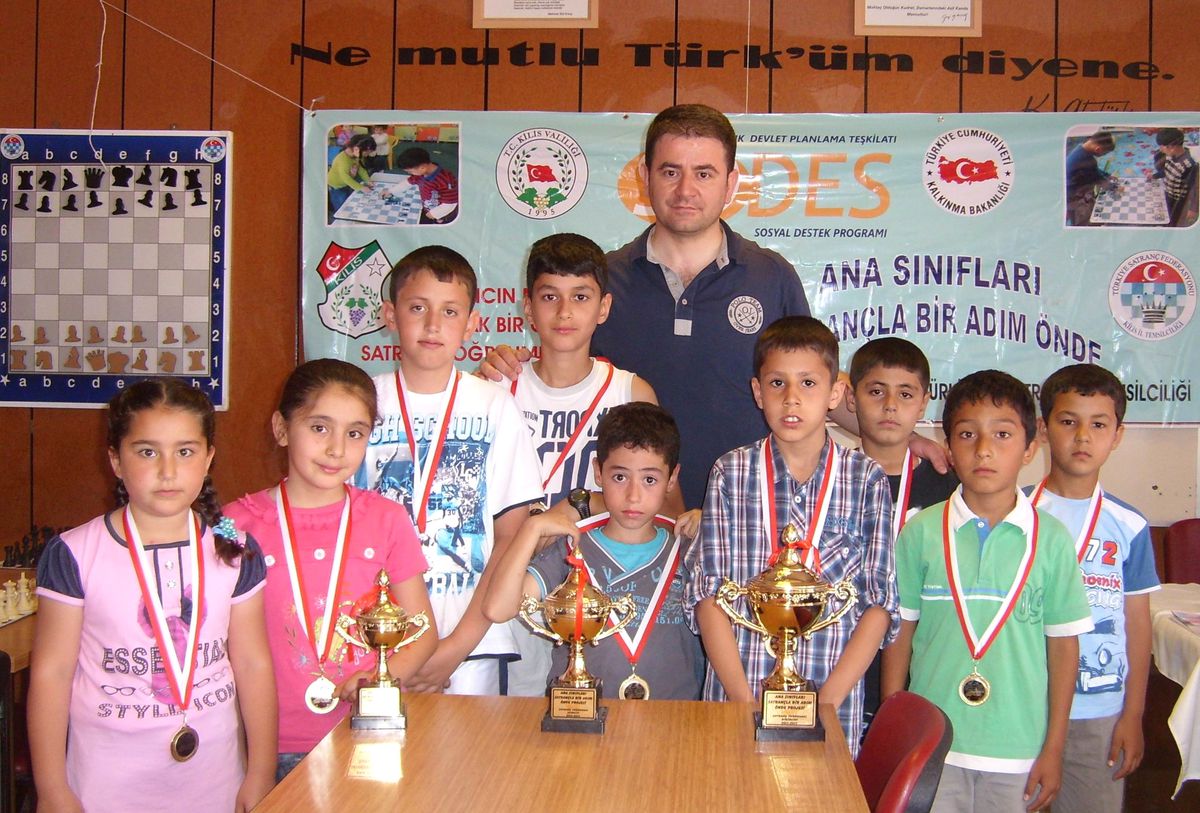 Ana Sınıfları Satrançla Bir Adım Önde Projesi