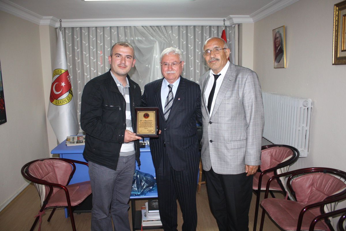 Anadolu Yakası Bayburt Kültür ve Yardımlaşma Derneği Genel Başkanı Lütfü Silo Bgc Yi Ziyaret Etti