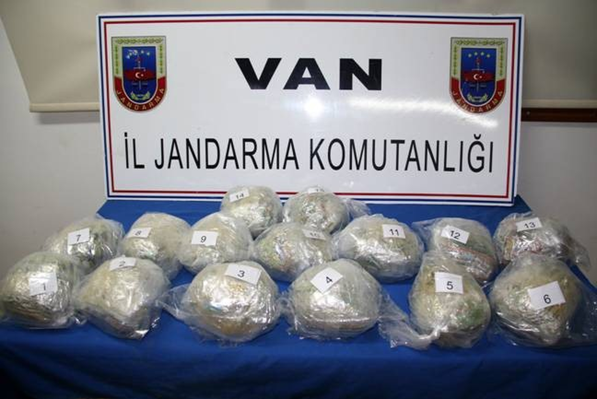Erciş\'te Uyuşturucu Operasyonu