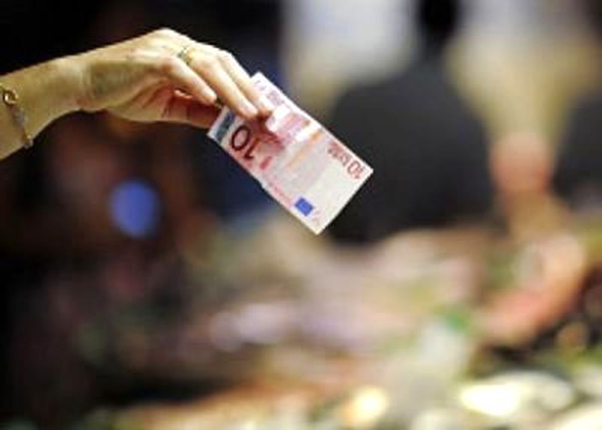 İspanya\'ya Yardım Euro\'nun Değerini Arttırdı