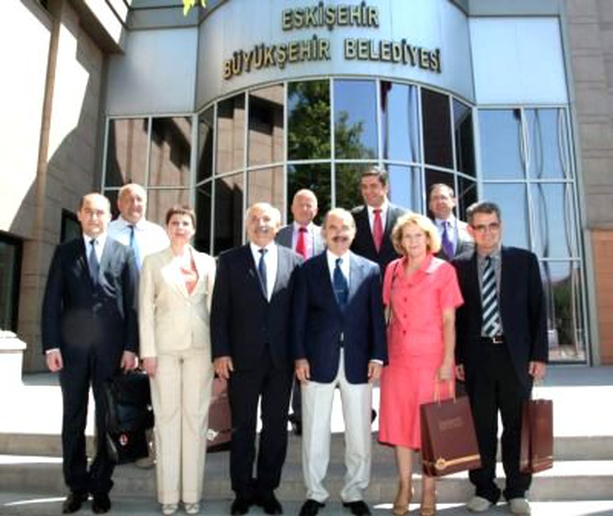 Priştina Üniversitesi Rektörü, Eskişehir Büyükşehir Belediye Başkanı Büyükerşen\'i Ziyaret Etti