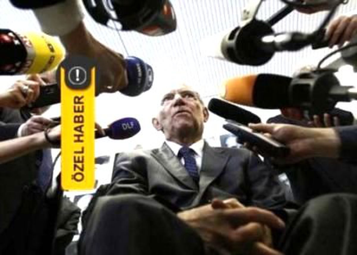 Schaeuble Rajoy\'un Blöfünü Gördü