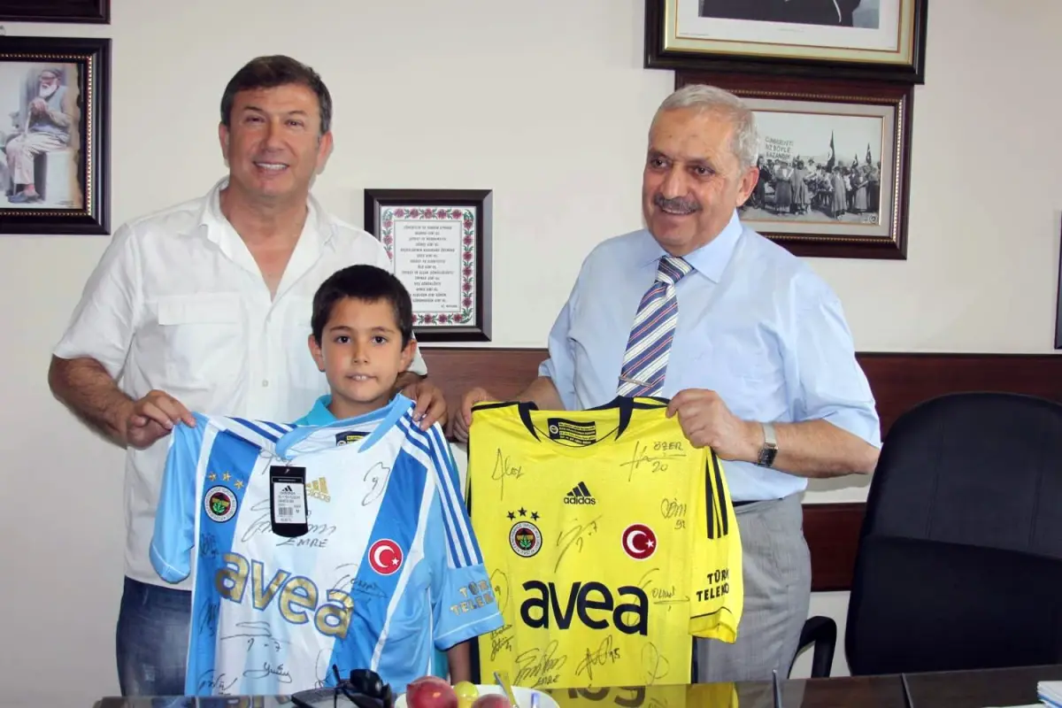 Tanju Çolak\'tan Başsavcı\'ya Fenerbahçe Forması