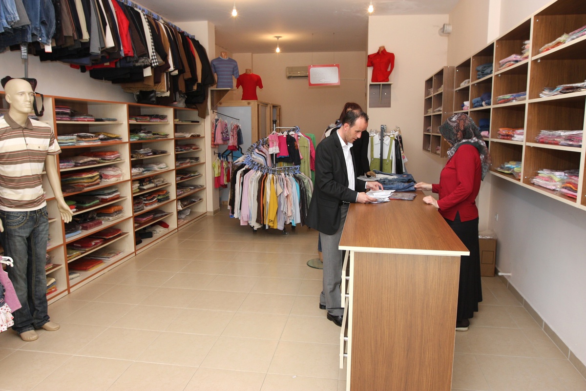 Toplum Destek Mağazasına Destek Çığ Gibi Büyüyor