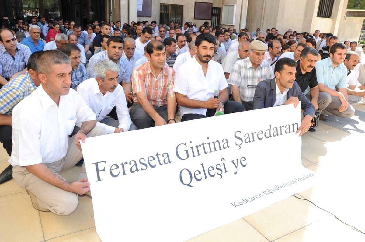 Tüm Bel Sen Diyarbakır Şubesi Van\'daki Tutuklamaları Protesto Etti
