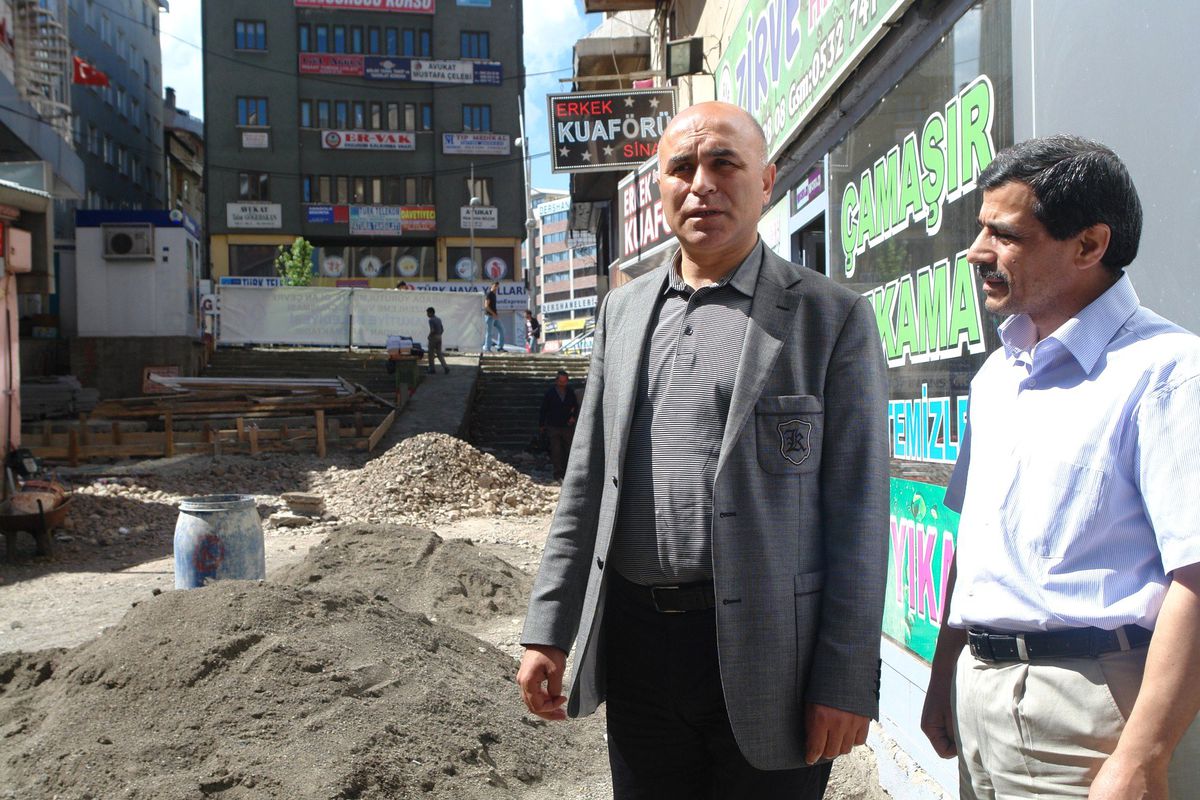 Yakutiye, Çevreyi Düzenliyor