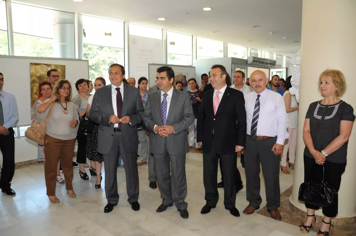 17.eczacı Kani Arslan Resim Sergisi Açıldı