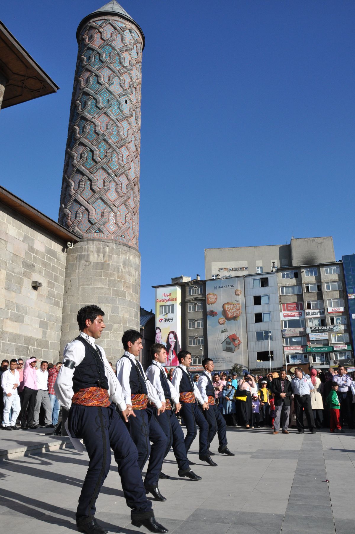 22 Ayar Altından Minyatür Eser