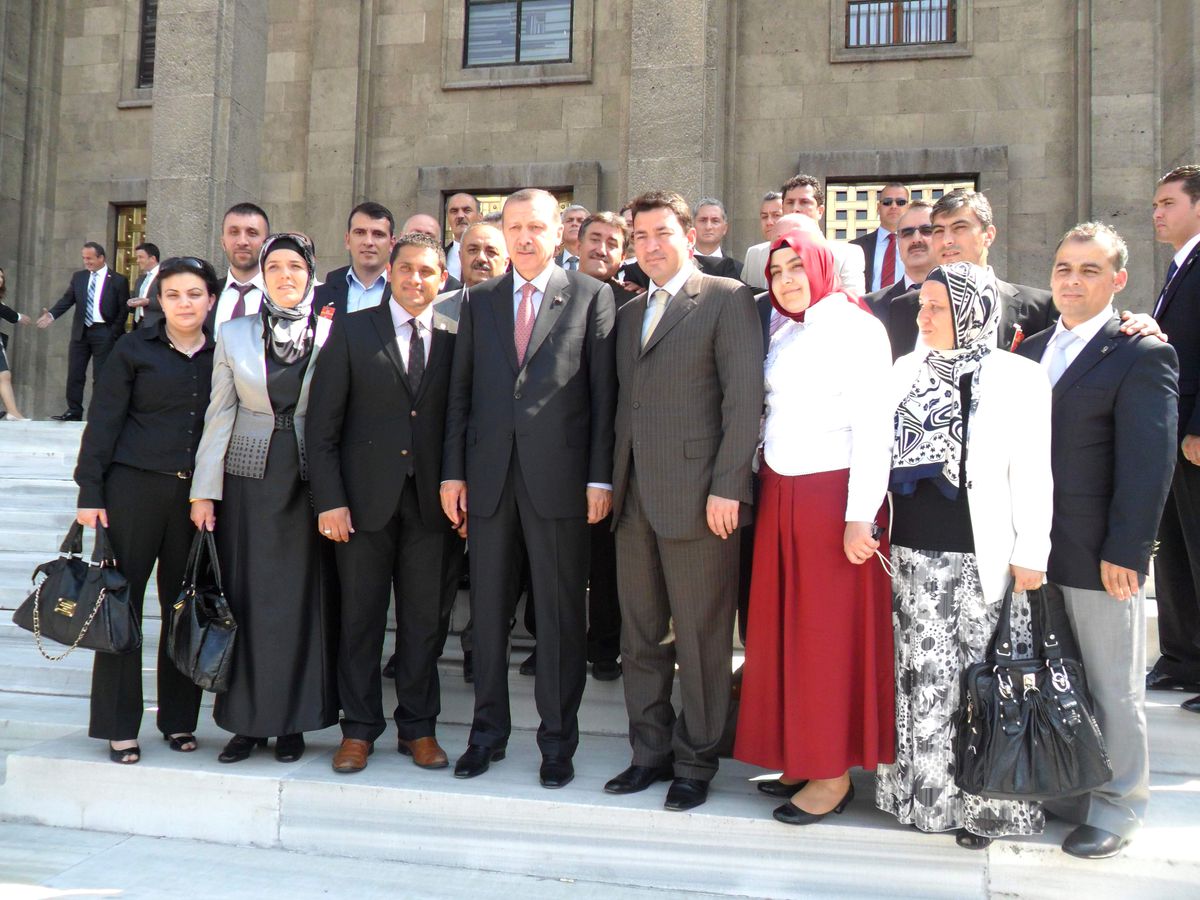 AK Parti Merkez İlçe Yönetimi Ulupınar\'ı Ziyaret Etti