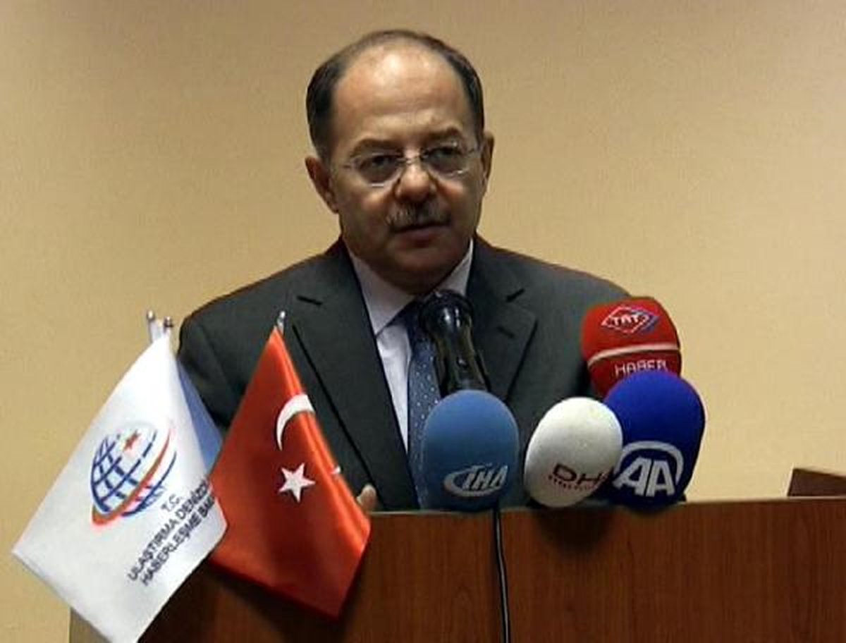 Bakan Akdağ: Kürtajda Orta Yolu Bulacağız
