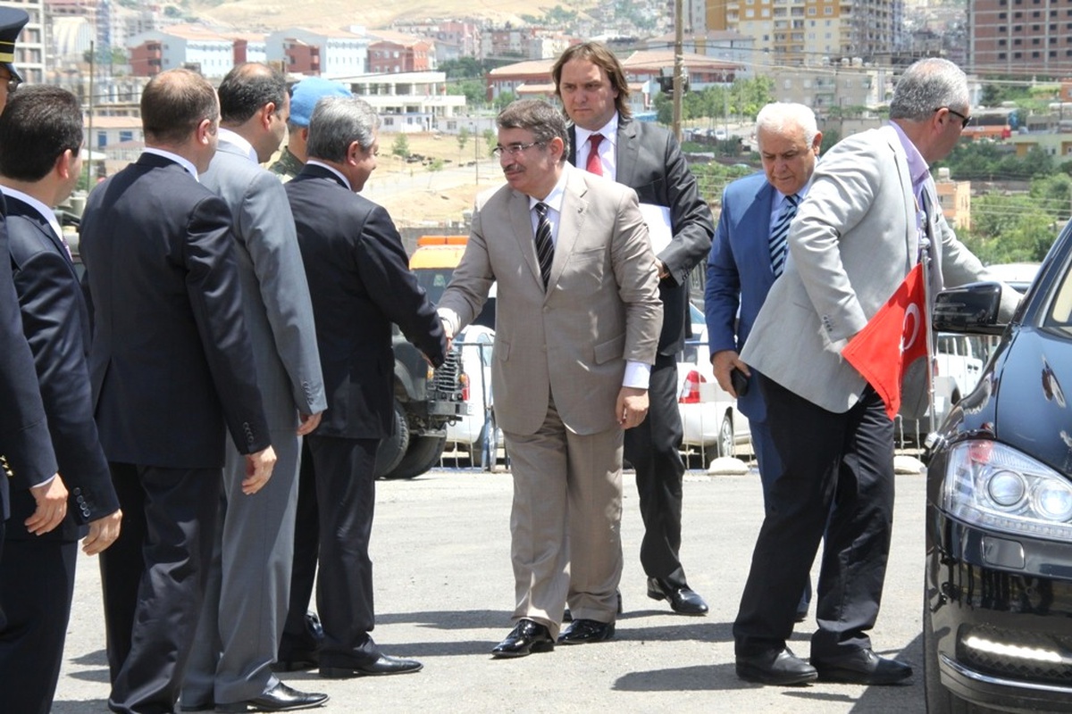 Bakan Şahin, Siirt Pmyo Mezuniyet Törenine Katıldı