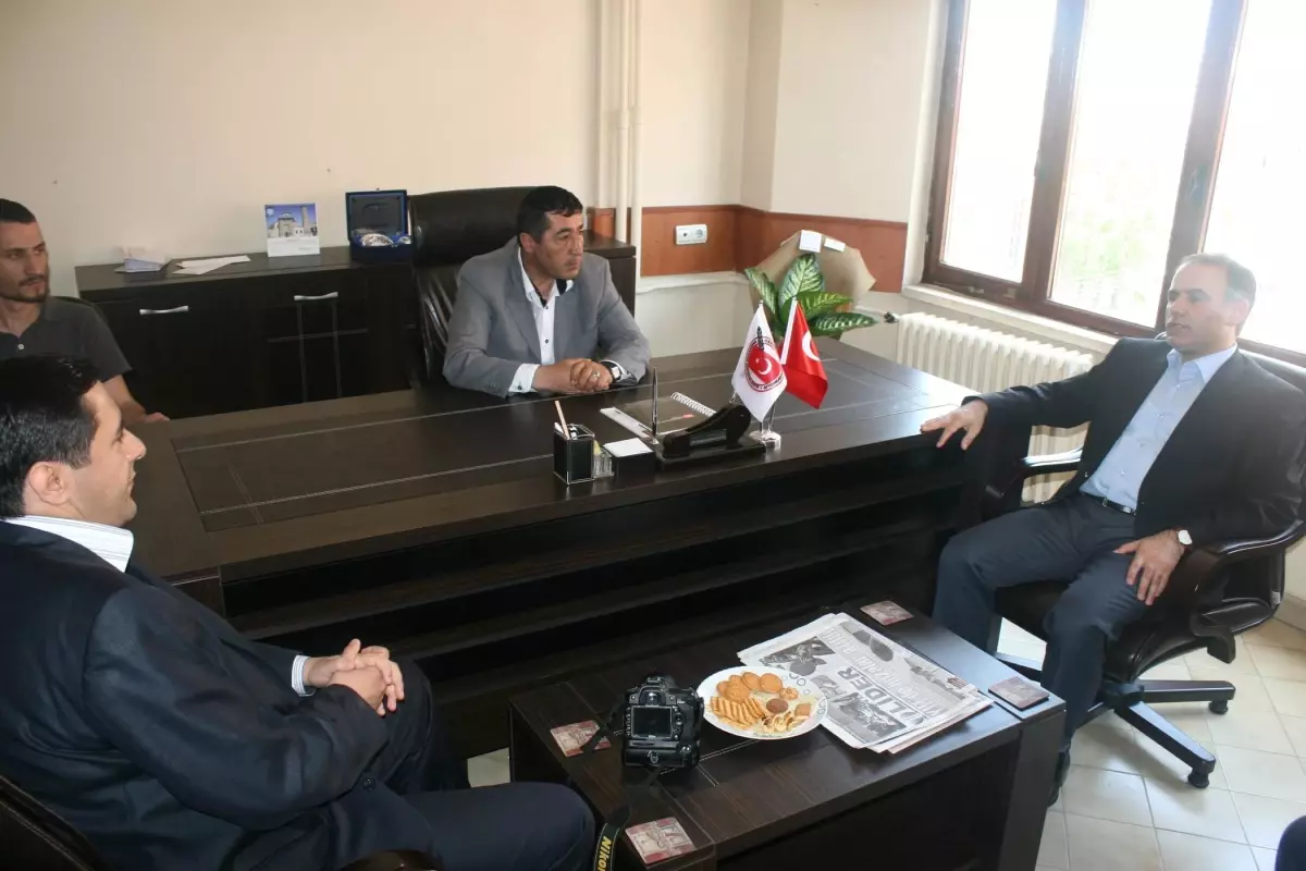 Basın Yayın Enformasyon ve Basın İlan Kurumu Müdürlerinden Agd\'ye Ziyaret