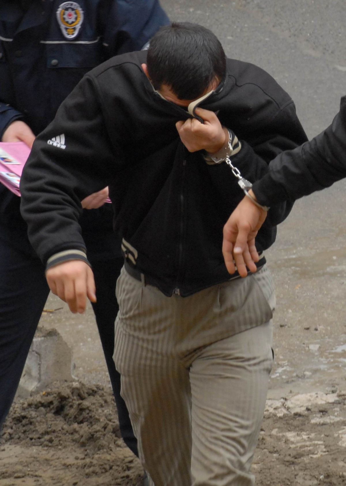 Bıçakla Gaspa 12 Yıl Hapis
