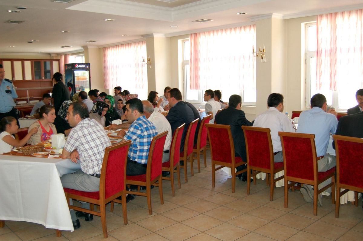 Bitlis Emniyet Müdürlüğü\'nden \'Kulak Ver Kardeşliğe\' Projesi