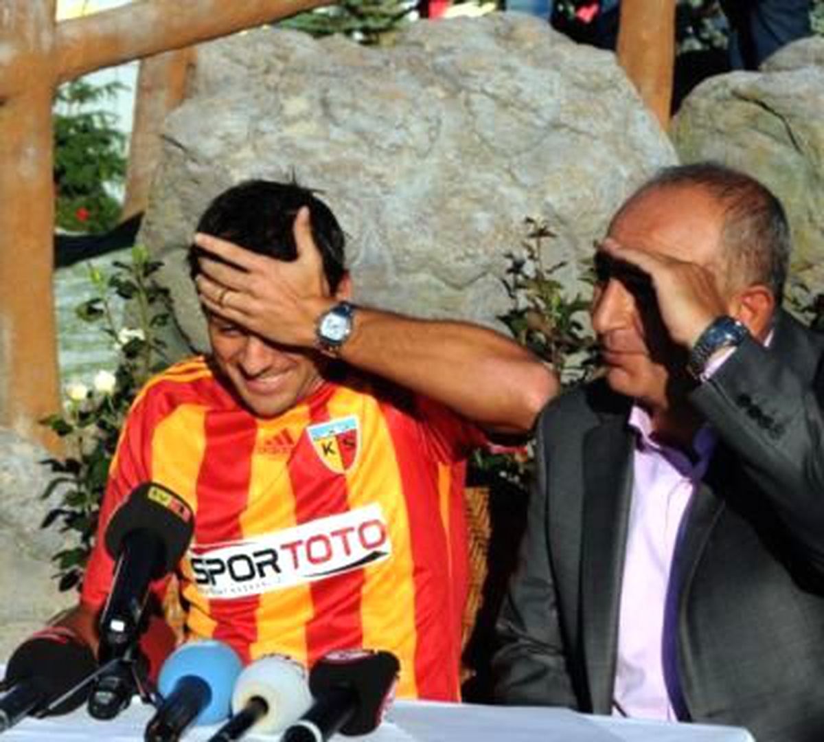 Bobo Üç Yıllığına Kayserispor\'da