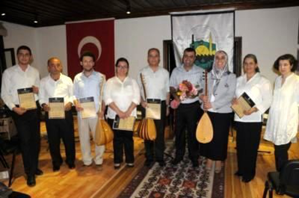 Enstrüman Kursiyerleri Hünerlerini Sergiledi
