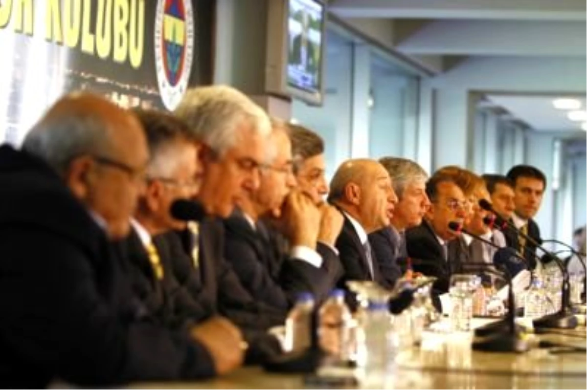 Fenerbahçe\'de Yönetim Kurulu Görev Dağılımı Yaptı