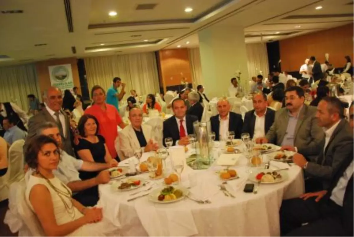 Iğdırlılar Holiday\'ı Inn\'letti