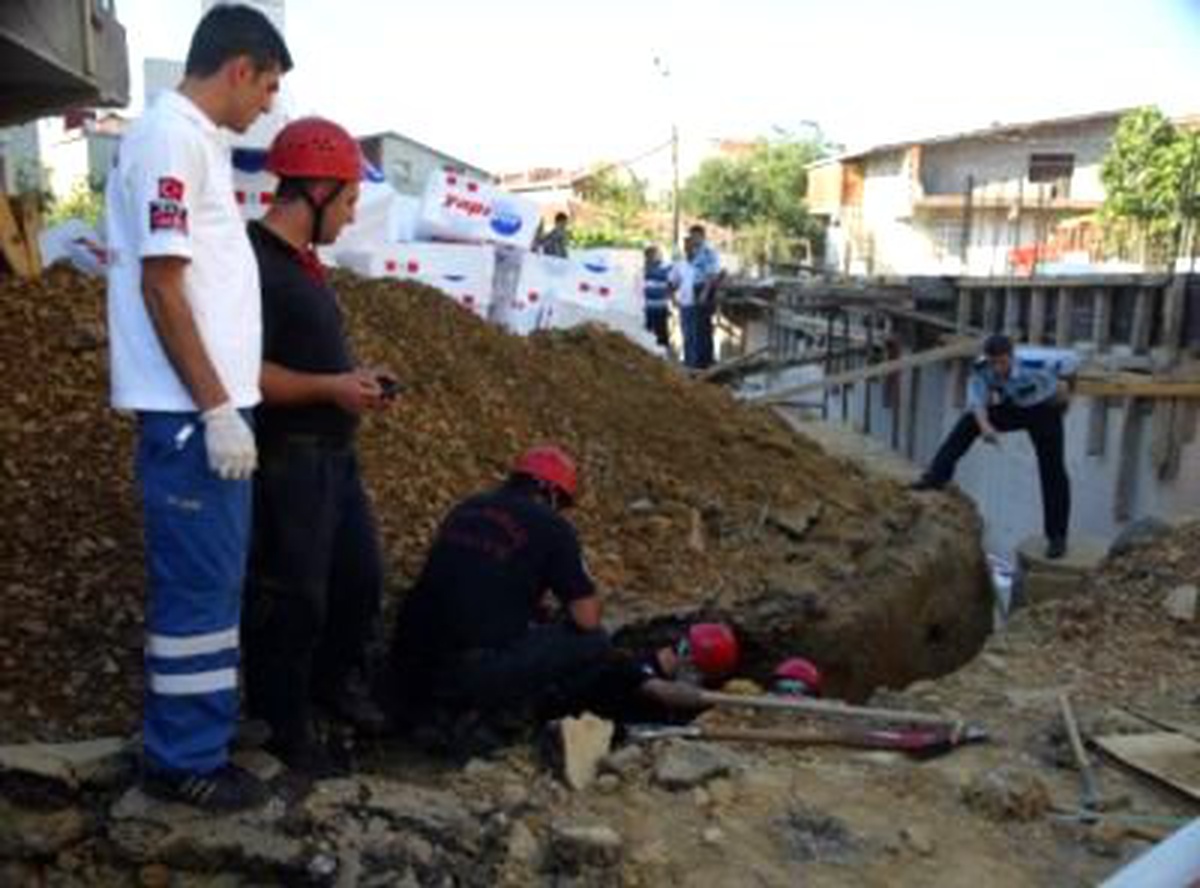 İnşaatta Toprak Göçtü 1 İşçi Hayatını Kaybetti