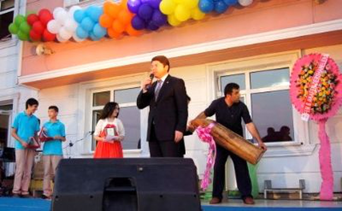 Milletvekili Tunç Mezuniyet Törenine Katıldı