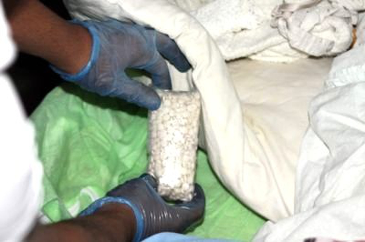 Polisten Kaçan Otomobilde 200 Kilo Esrar Çıktı