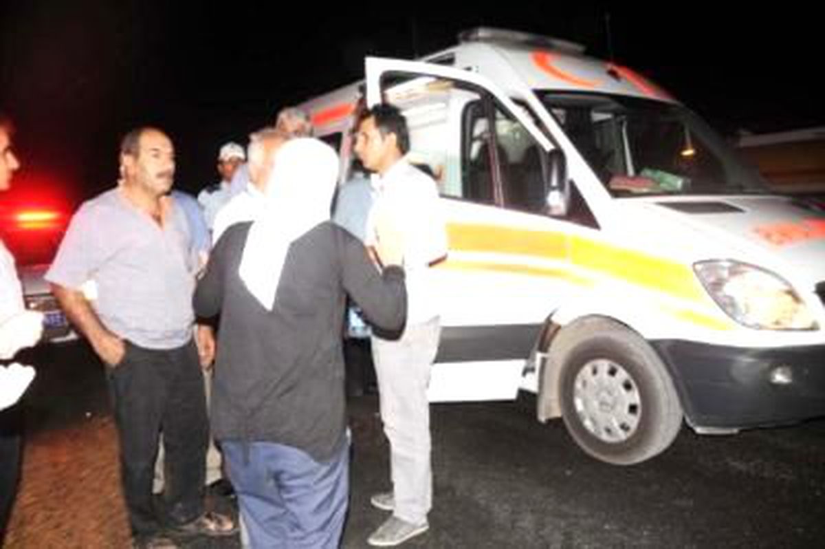 Şanlıurfa\'da Trafik Kazası: 2 Ölü, 3 Yaralı