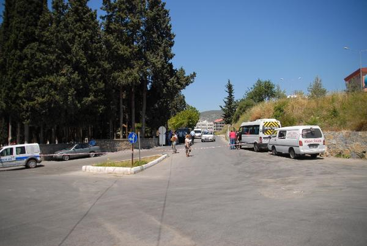 Sokakta Tartıştığı Kardeşleri Kurşunladı: 1 Ölü, 1 Yaralı
