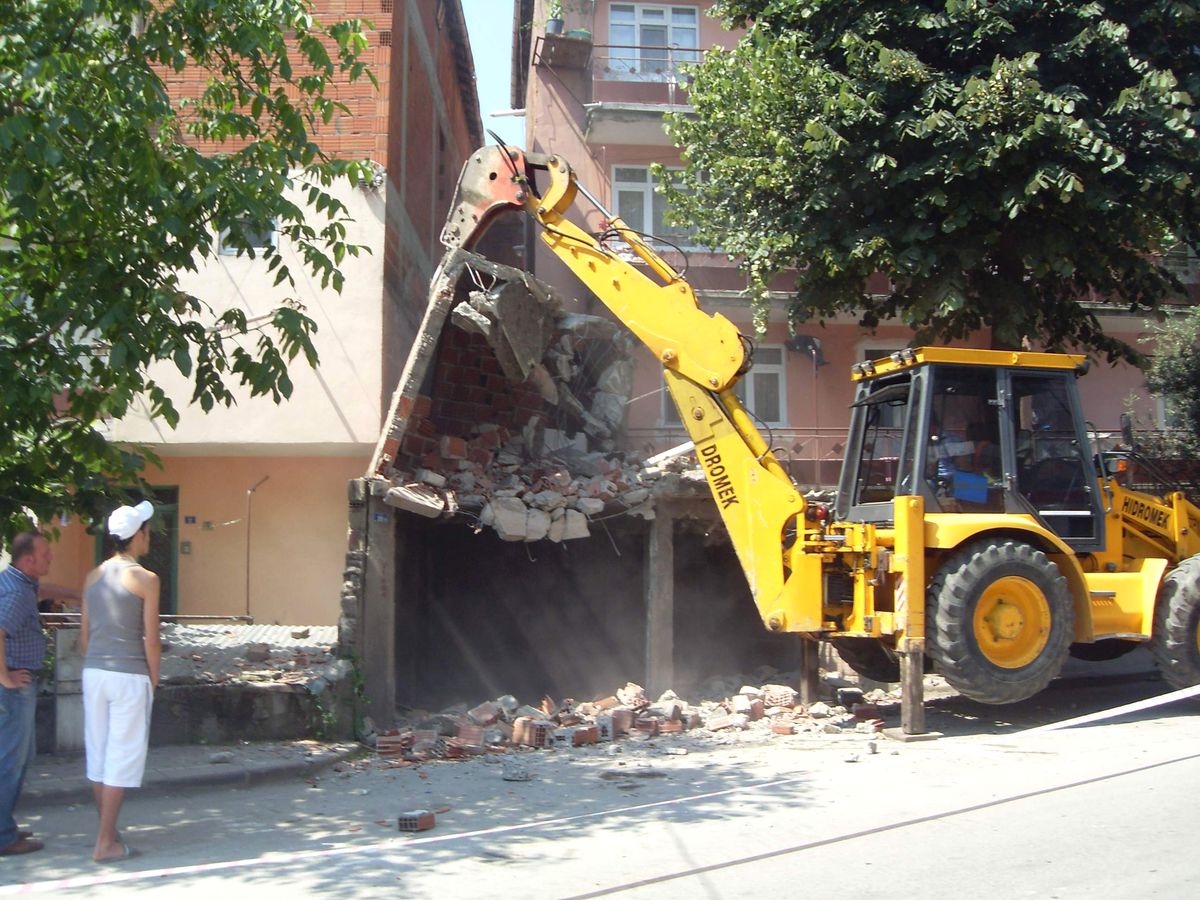 Yenişehir\'de Anlaşmalı Yıkım