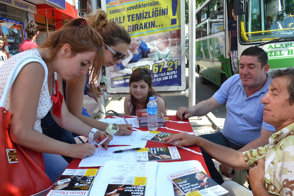 Alaplı CHP\'den Haberal İçin İmza Kampanyası