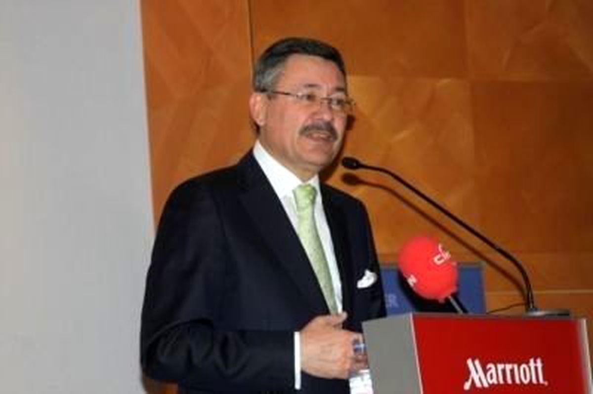 Chp\'li Gök\'ten Melih Gökçek\'e: "Bir Daha Bana Güvenme"