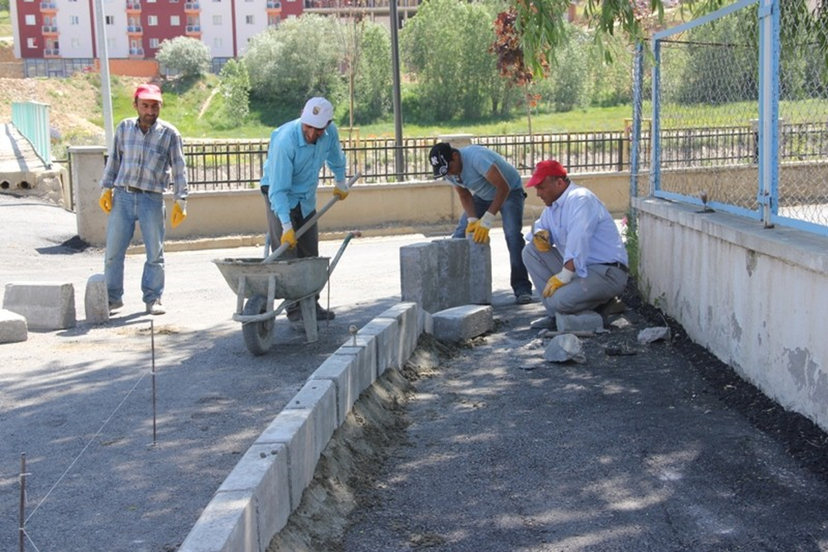 Dede Korkut Kavşağı Genişletiliyor