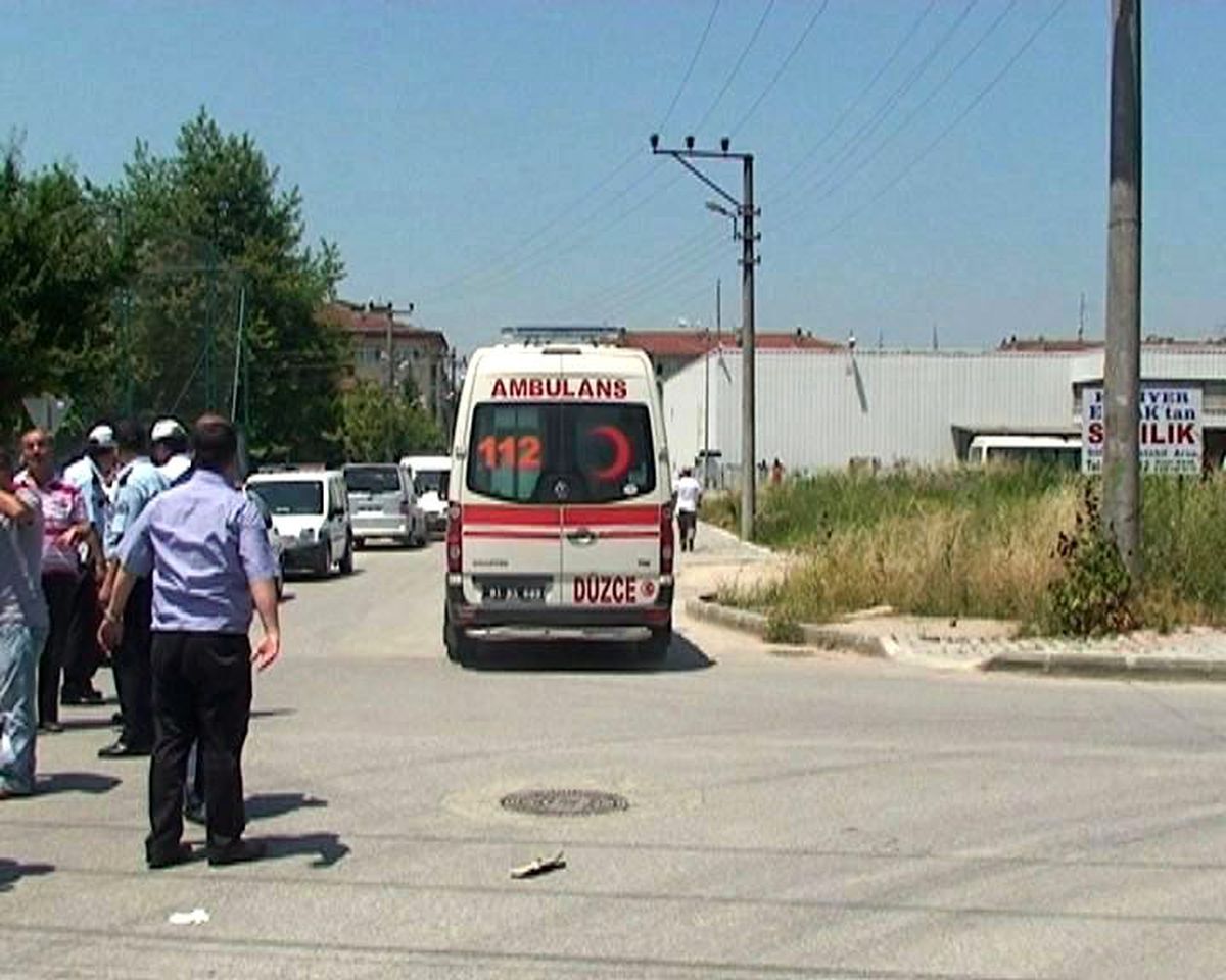 Düzce\'de Trafik Kazası: 1 Yaralı
