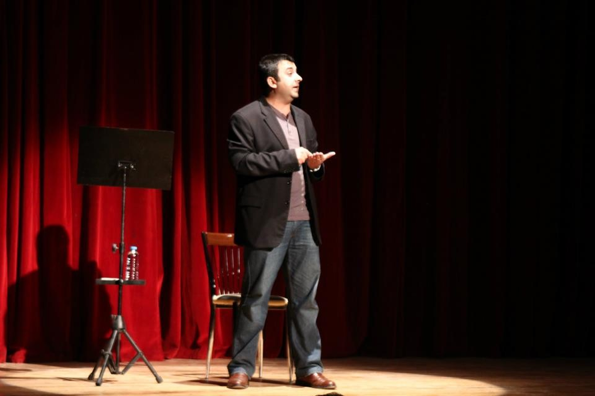 Huzurevinde Stand Up Gösterisi