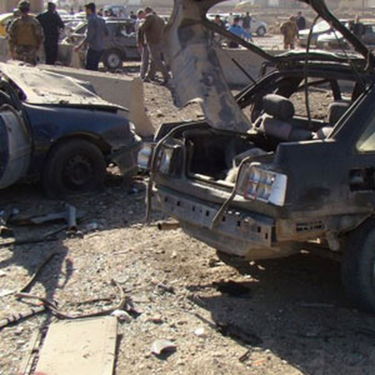 Irak\'ta Üç Kentte Eşzamanlı Saldırı