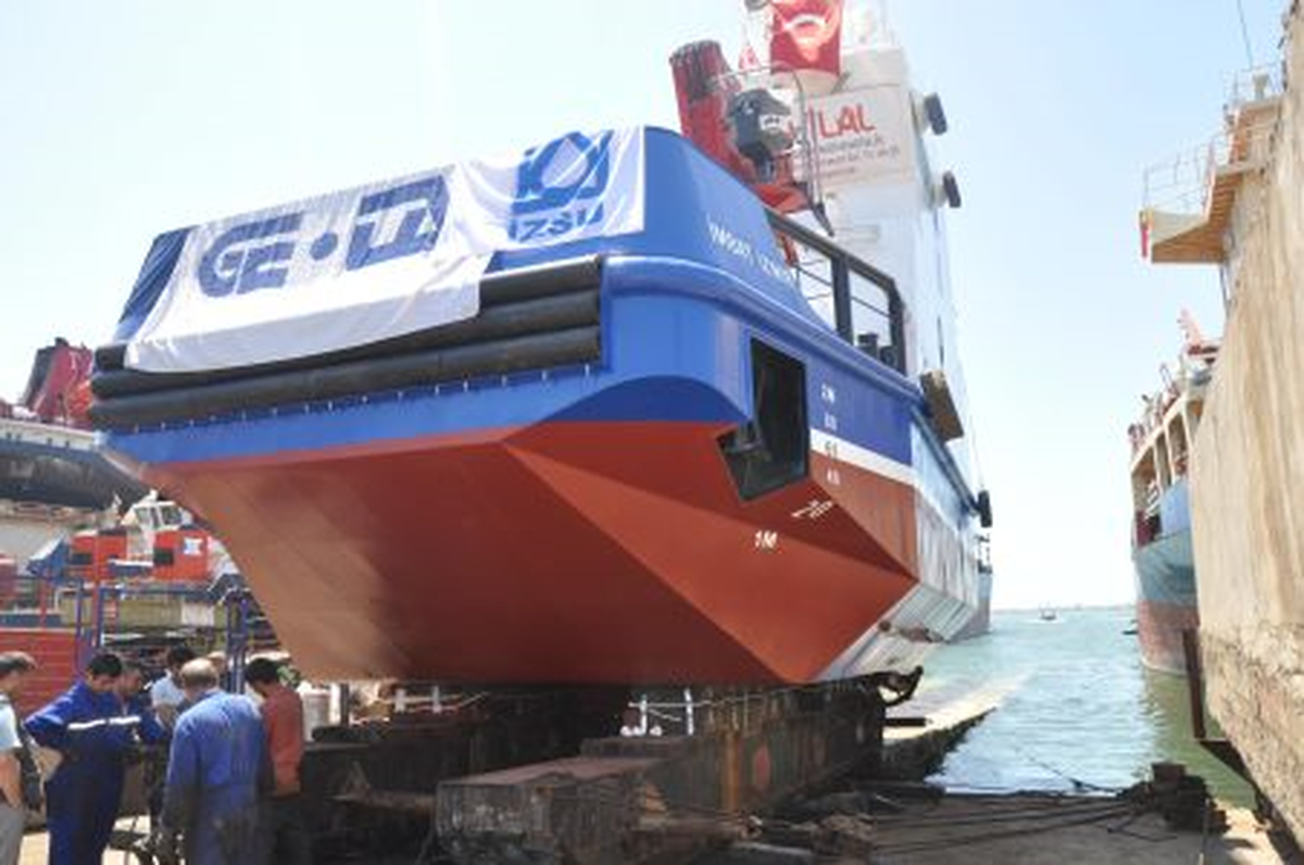 İzmir\'in "İmbat"ı Denize İndi